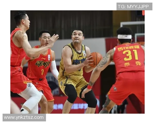 深圳篮球队与南京篮球队赛后分析实力对比及未来展望 深圳篮球队与南京篮球队赛后分析实力对比及未来展望