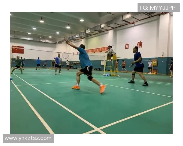 深圳羽毛球队的默契配合与战术探讨如何提升整体竞技水平