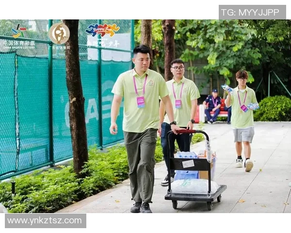 西安网球队的奋进之路:从默默无闻到全国瞩目的网球强队纪实 西安网球队的奋进之路:从默默无闻到全国瞩目的网球强队纪实