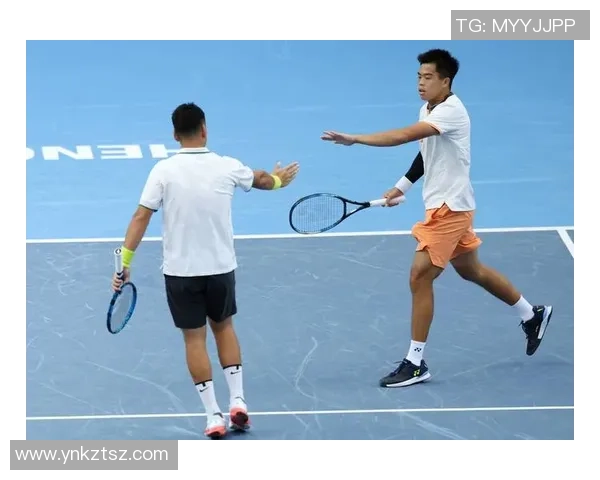 网球焦点：成都网球队的战术探讨